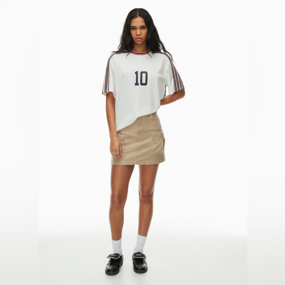 Aritzia TNA supply cargo micro skirt Khaki beige pocket short skirt size 12